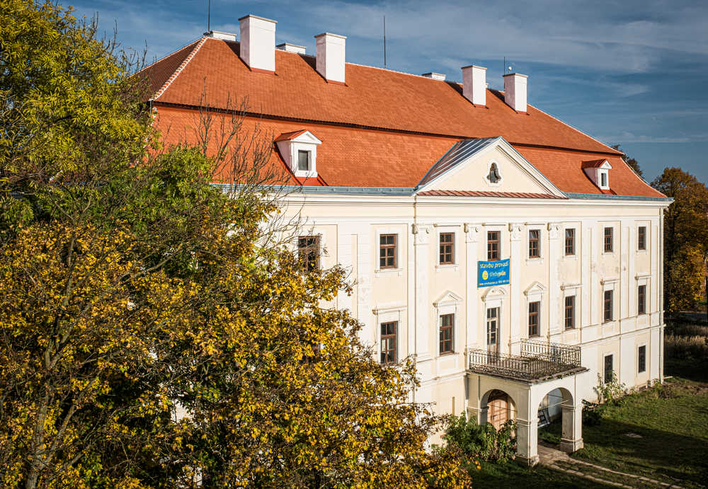 Střechy Pelán Brno - Zámek Tulešice